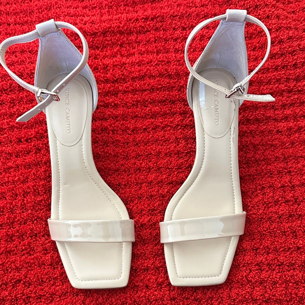 Vince Camuto Women's Beige Patent Heels